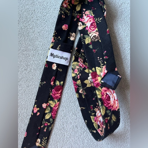 Floral skinny tie - Picture 2 of 2